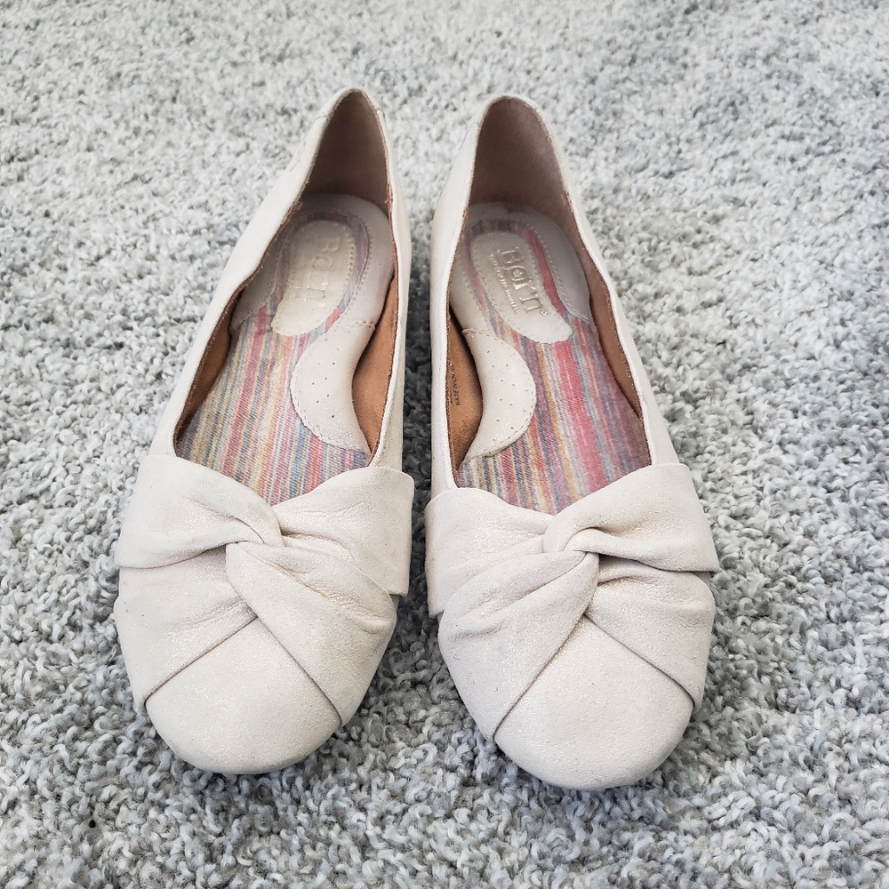 Born Lilly suede leather wrap toe ballet flats size 6